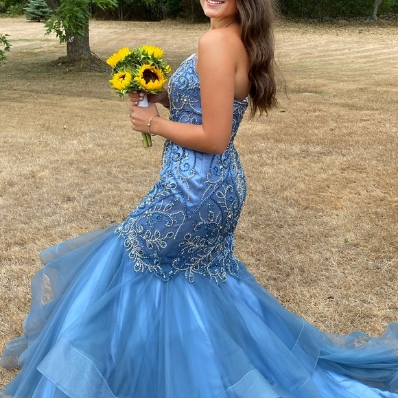 Vienna Prom Dress NEVER WORN - Picture 3 of 4